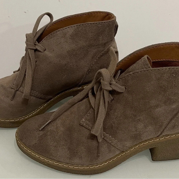 Universal Thread Tan Ankle Lace Up Booties 6.5 - Picture 3 of 7